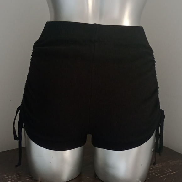 S High Waisted Stretchy Knit Mini Short Hera - Picture 5 of 9